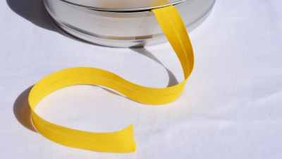 sonnengelbes Schrägband Einfassband in Gelb-Schrägbänder Band zum Einfassen einfassen umsäumen Maskenschrägband