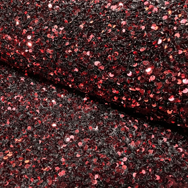 Rote Pailletten auf Pannesamt schwarz pailletten rot Pannnesamt Pannesamt Pailletten rote pailletten Pannnesamt Pannesamt schwarz mit roten Pailletten Rot schwarzer Pannesamt Glitzerstoff Fastnachtsstoff rote Pailletten rot