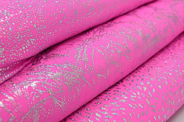 1064-Body Neon Pink Marmor Body Neonpink Pink Marmor Hologrammstoff Marmor Stretchstoff pink  bi-elastisch Boldystoff Stoff für Badeanzuüge und Bikini Showtanz Fastnachtsstoff Neon Tanzsport Showtanz Badeanzugsstoff Stretchstoff Tanzgruppen Tanzstoff pink