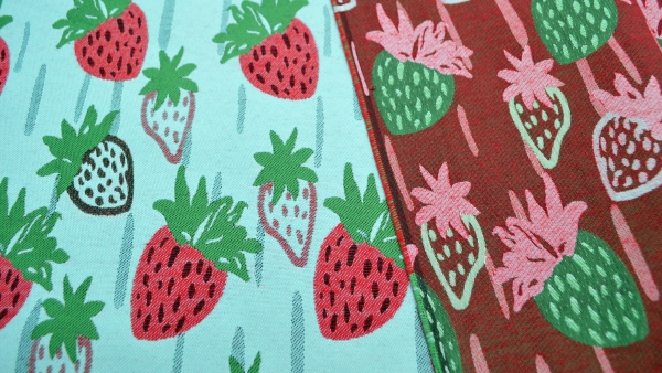 0872-JOY Straberry Dai Stoff mit Erdbeeren Erdbeerstoff  Erdbeerjacquard Jacquard Jacquardstoff Strawberry Strawberries  Stoff Jacquard Stoff für leichte Polsterungen strawberry erdbeerstöffchen