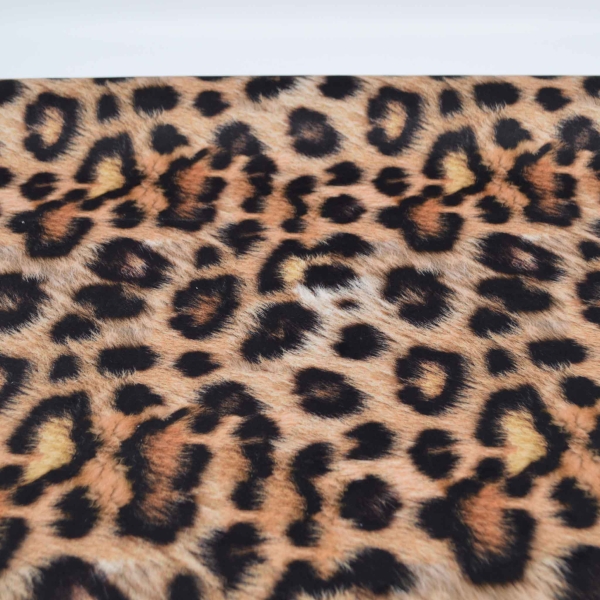 Leo Camerun  Leopard Leos Fellimitat Fellstoff Leoparden Fell Leo Leos kurzflorig samtig weich Polstervelour Leopard