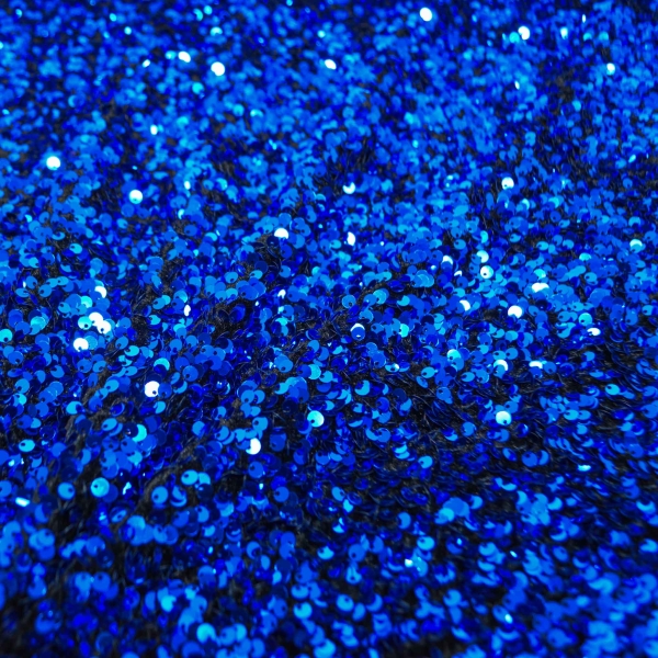 blaue Pailletten auf Pannesamt schwarz pailletten royalblau  Pannnesamt blau royalblau Pannesamt Pailletten royal royalblau pailletten Pannnesamt Pannesamt schwarz mit Royalblau Pailletten schwarzer Pannesamt Glitzerstoff Fastnachtsstoff Pailletten royal