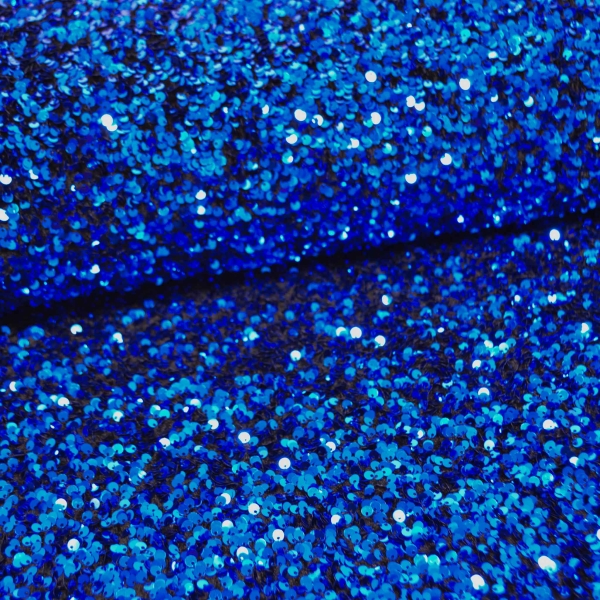 blaue Pailletten auf Pannesamt schwarz pailletten royalblau  Pannnesamt blau royalblau Pannesamt Pailletten royal royalblau pailletten Pannnesamt Pannesamt schwarz mit Royalblau Pailletten schwarzer Pannesamt Glitzerstoff Fastnachtsstoff Pailletten royal