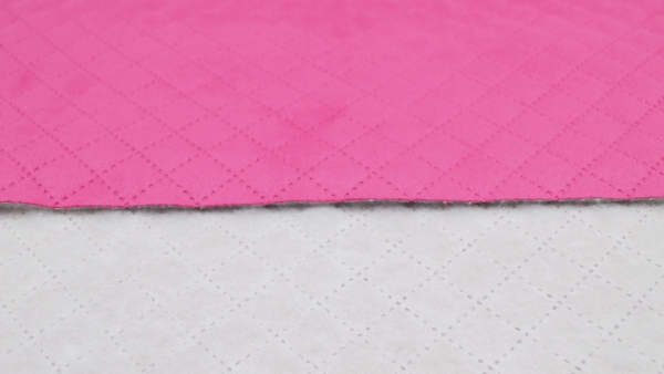 pinker Stepper, Steppstoff, Ultraschallstepper schwarz,  wattiert, abgesteppt, gesteppt, Möbelpolster, Möbelpolsterstoff, Rautenstoff, Lasertechnik Velour in pink