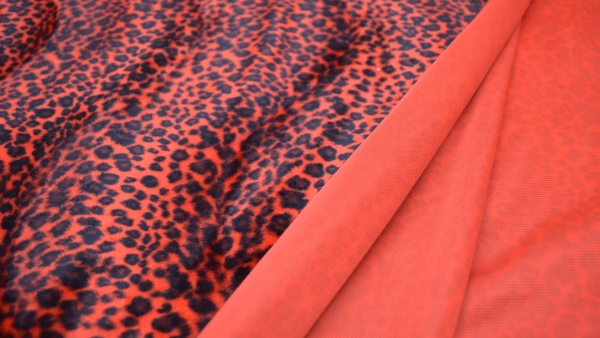 rotes Leopardenfell Kunstfell in Rot Fellimitat Leopard rot-schwarz Fellimitat - Leopardenfell rot  Fellstoff mit rotem Leopardenmuster LEO